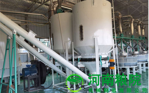 洛寧8+2石磨面粉機(jī)設(shè)備